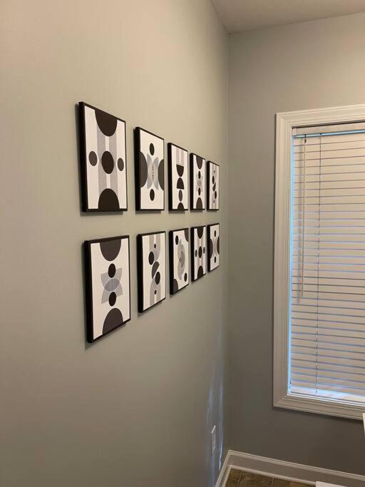 Apartamento Simple Elegant Townhouse Dt Raleigh Ncsu Exterior foto